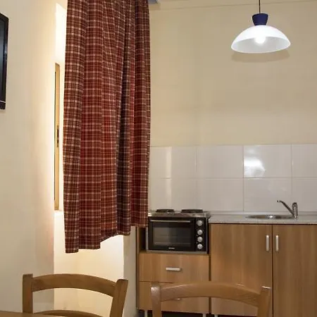 Dragonara Apartment *