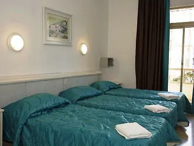 Dragonara Apartment *